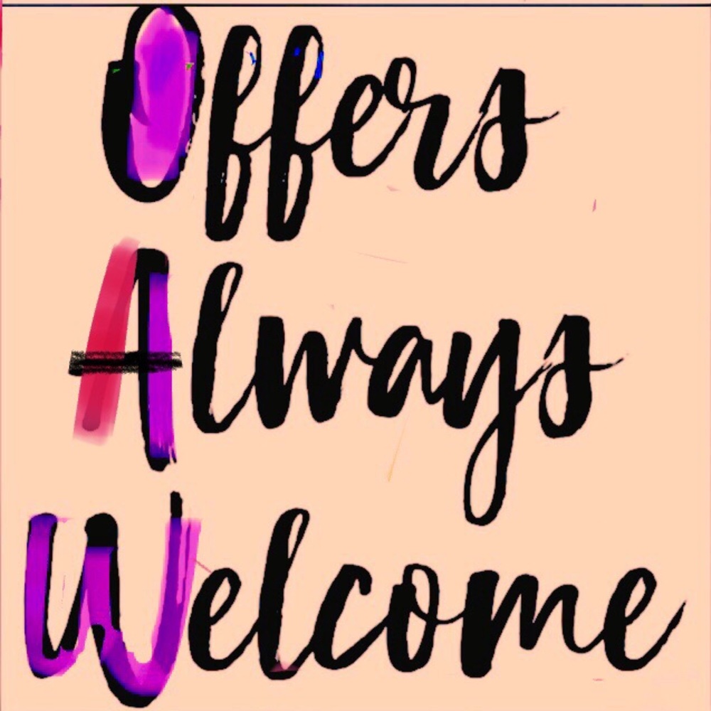 Welcome to my closet! 💗🛍🌸